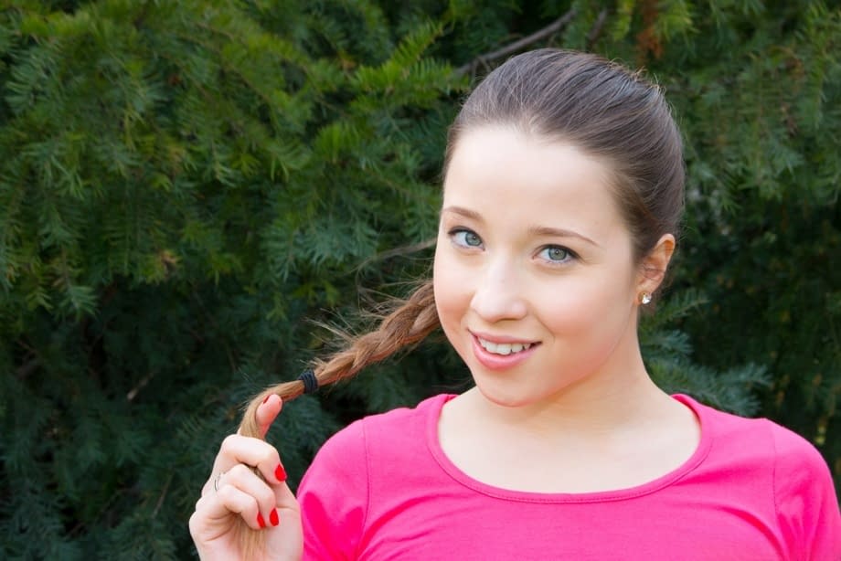 Taissia Shanti presume de su apretado culo antes de las emocionantes penetraciones dobles - 4
