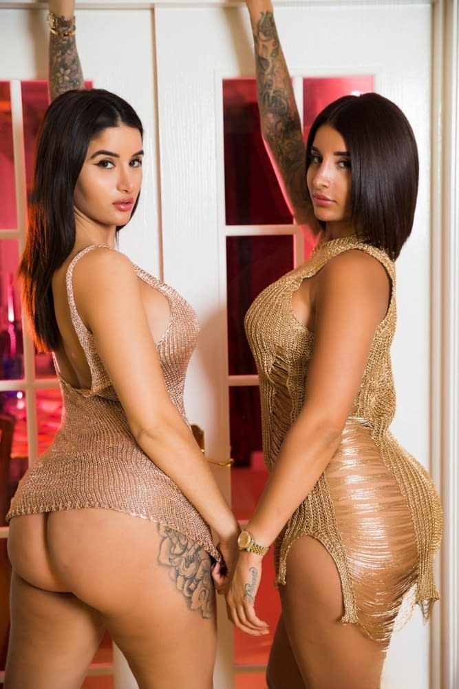 Priya and her twin Preeti expose their huge naked breasts from tight dresses - 4