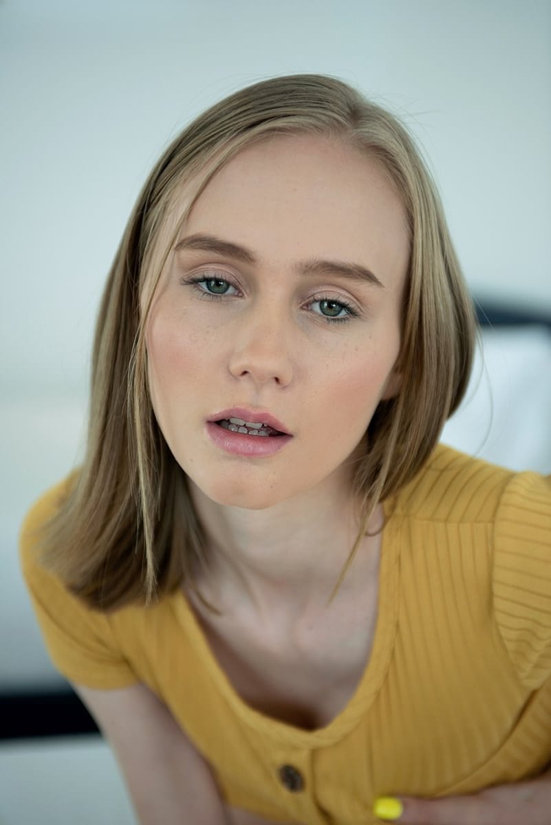 Thin teen Alicia Williams uncovers her tits before slipping hand down panties