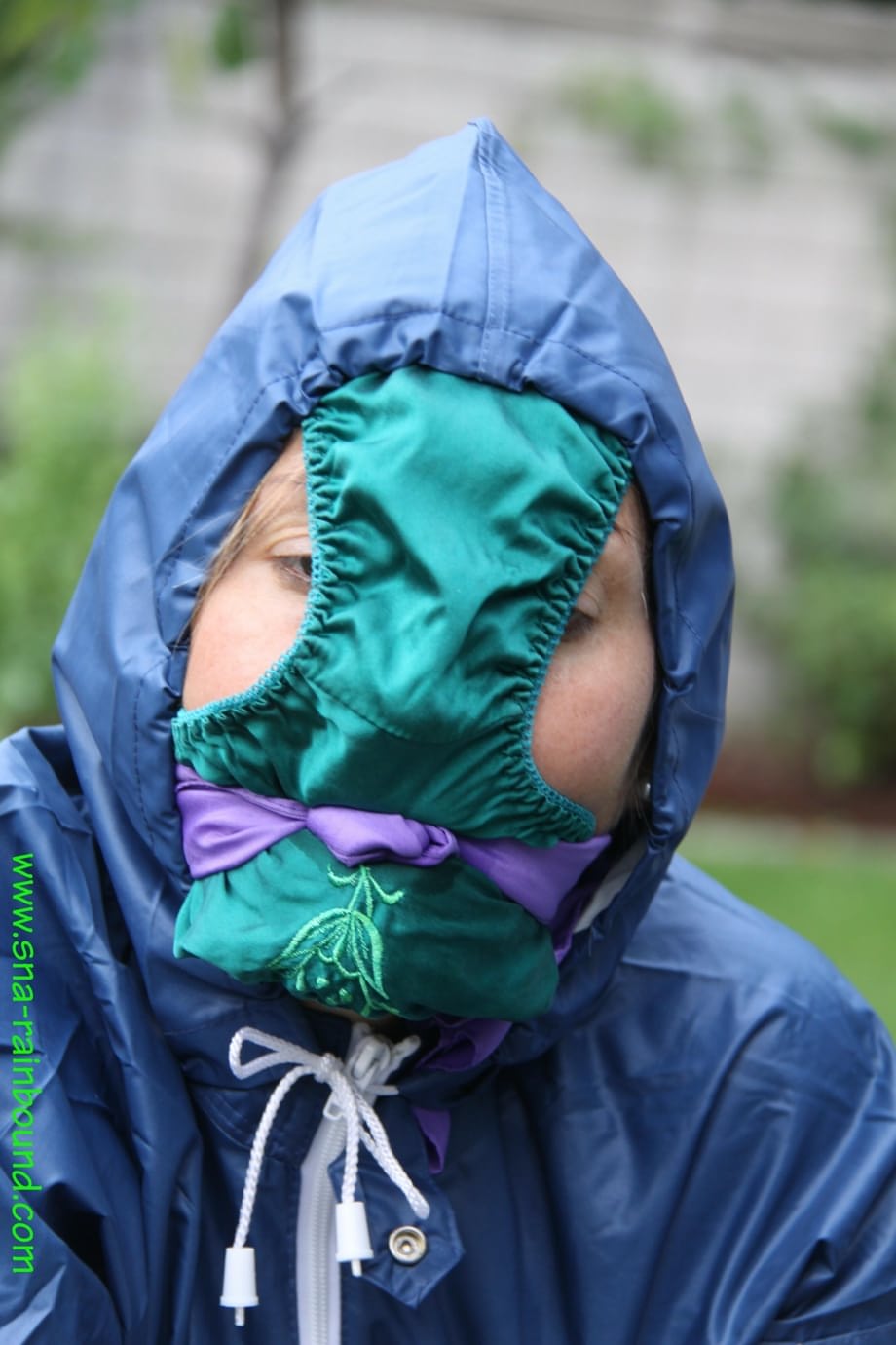 Rain, tormentata sottomessa caucasica imbavagliata con mutandine bagnate sul tavolo in giardino - 10