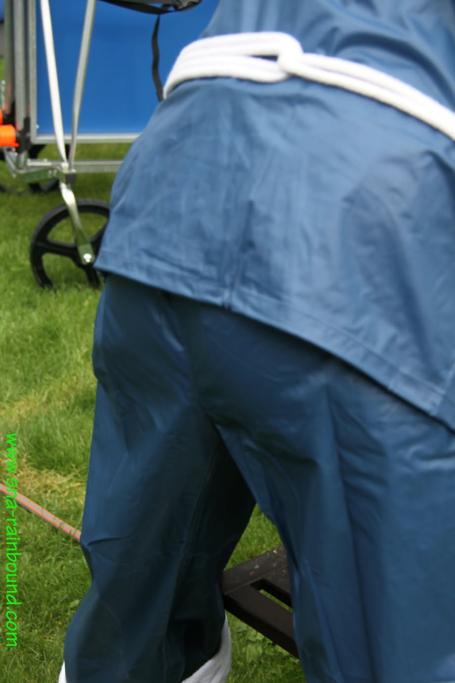 Rain, tormentata sottomessa caucasica imbavagliata con mutandine bagnate sul tavolo in giardino - 15