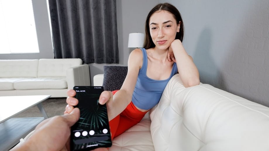 Tiana Blow en una candente escena POV con su hermanastro - 5