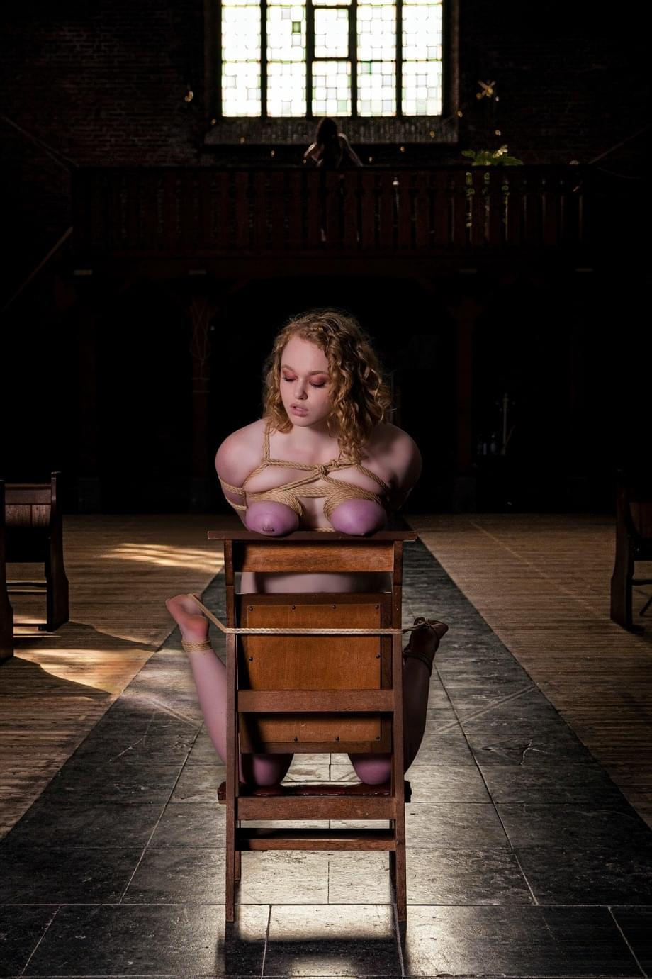 Tied-up Sarah Calanthe naked and left vulnerable on a chair - 7