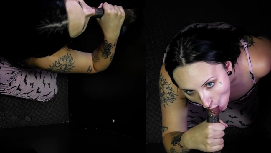 Raven Vice, tatuada morena, adora los palpitantes pollas en gloryhole - 1