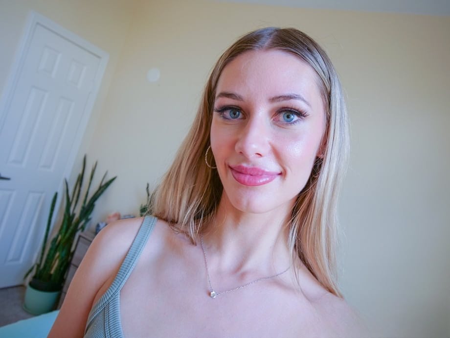 Sizzling blonde Emily Jade gets drenched by thick cumshot on her heaving breasts in raw POV sex - 5