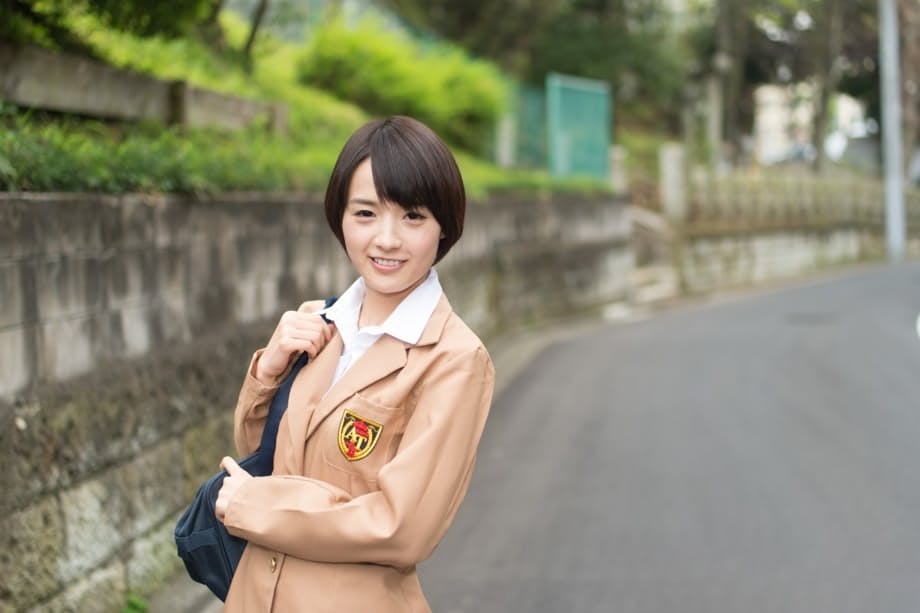 Seductive Mari Haneda strips completely nude after a teasing coed selfie - 1
