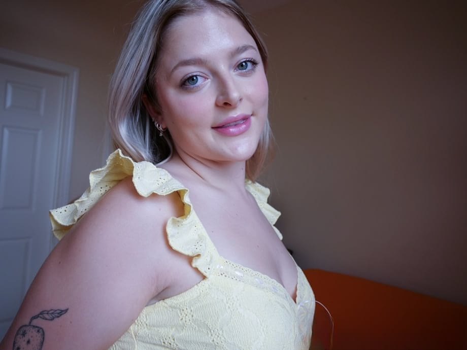 Jill Taylor rides thick cock hardcore in raw blonde POV bedroom fuck fest - 4