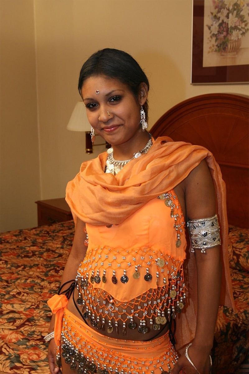 Stunning Dipti Boldly Shows Her Perfect Ass And Hard Nipples Indoors - 4