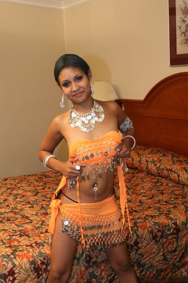 Stunning Dipti Boldly Shows Her Perfect Ass And Hard Nipples Indoors - 14