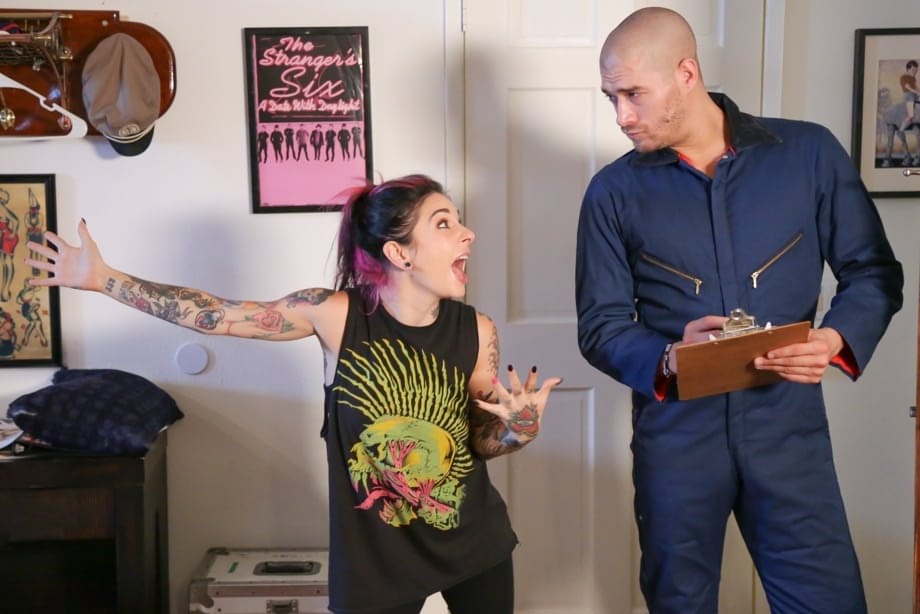 Pigtail-wearing Sierra Cure with tattooed skin services hard cock and receives steaming cum between her thighs - 1