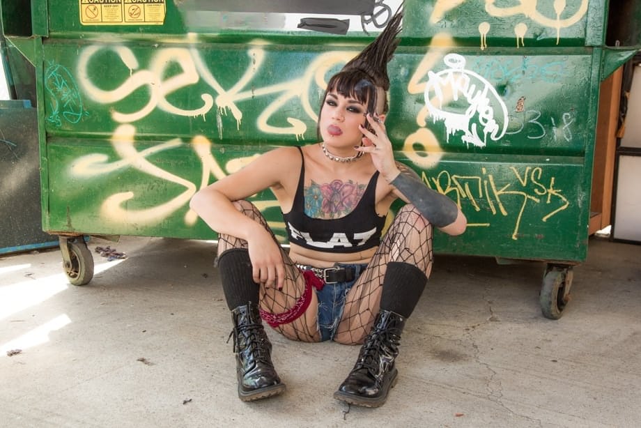 Tattooed punk rocker Amelia Dire seductively strips and flaunts her shaved naked body with bold Mohawk hair - 4