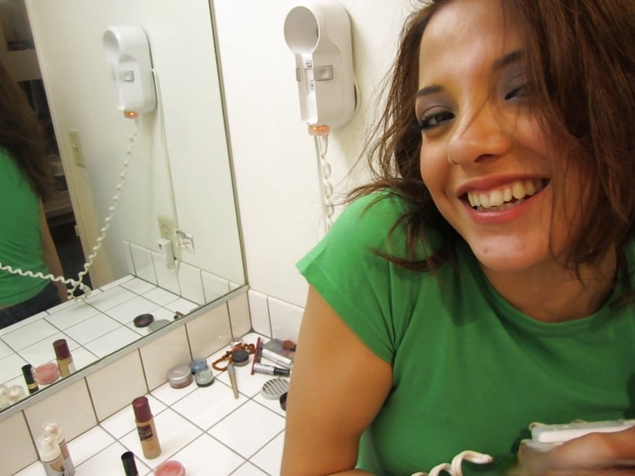 Evilyn Fierce stuzzica in selfie nudi crudi del suo corpo giovane e formoso - 7