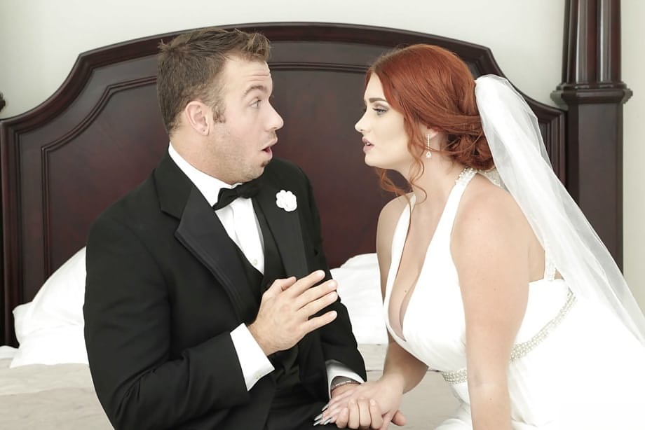 Pelirroja con tetas grandes, Lennox Luxe, provocante. Lennox Luxe novicia, braguitas de boda, para fantasía de seducir al padrino - 2