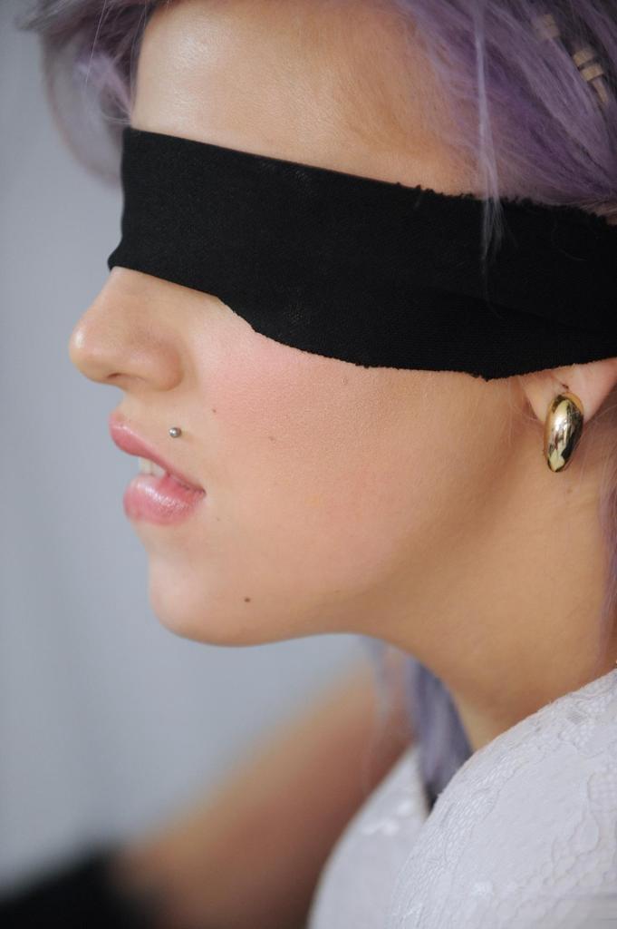 Vyxen Steel blindfolded and spanked hard with paddle - 10