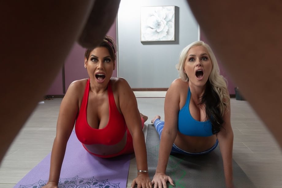 Atletica Alena Croft e la formosa Bridgette B scoprono generosamente i seni voluttuosi prima di un bollente threesome - 12