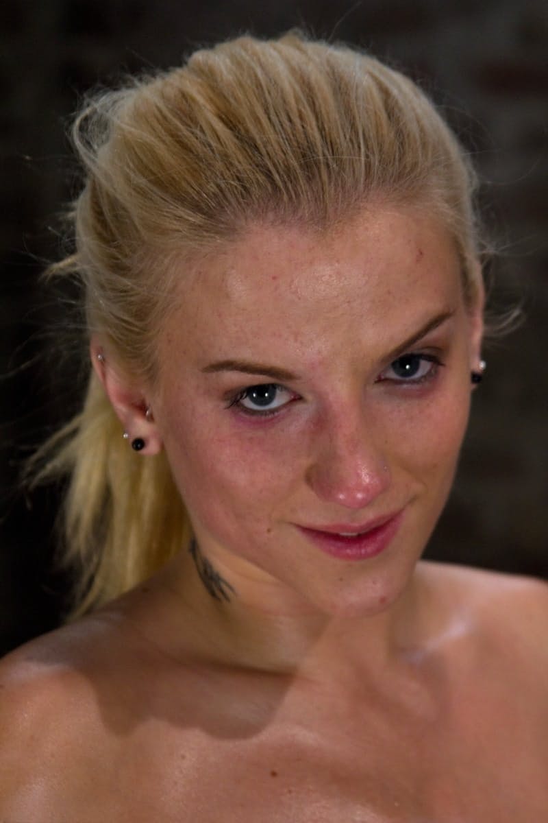 Blonde MILF Haley Cummings screams in agony under cruel nipple punishment - 17