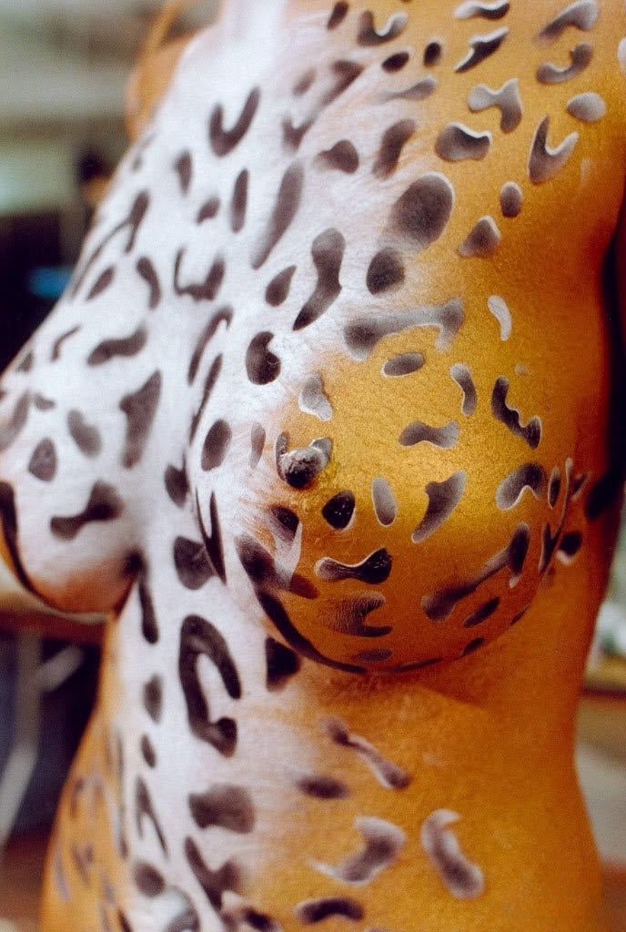 Merritt Cabal dipinge le sue curve di Playboy con body art sexy e mozzafiato - 6