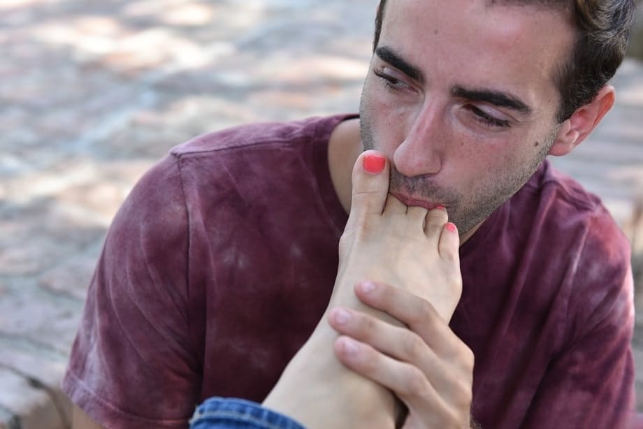 Seductive Brenna Sparks explores erotic outdoor foot play and passionate hardcore fucking - 5
