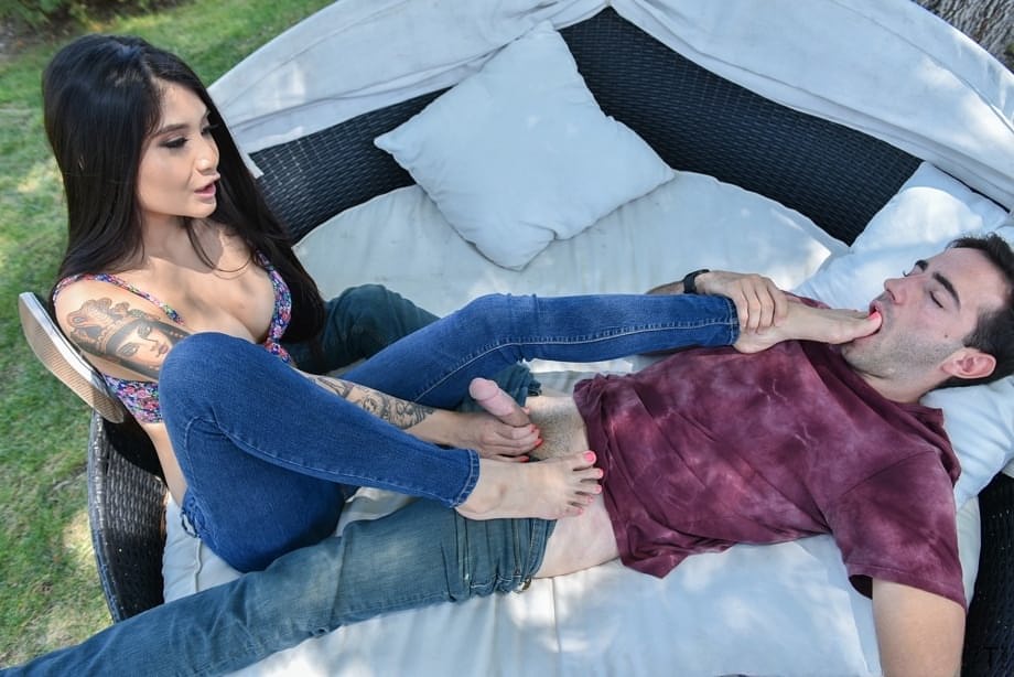 Seductive Brenna Sparks explores erotic outdoor foot play and passionate hardcore fucking - 8
