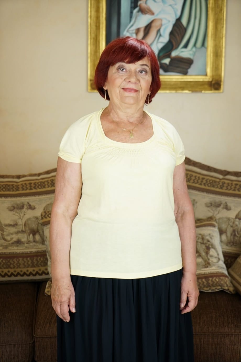 MILF rousse voluptueuse Marsha se fait passionnément ravager par un jeune étalon bien monté dans une session de baise explicite - 2