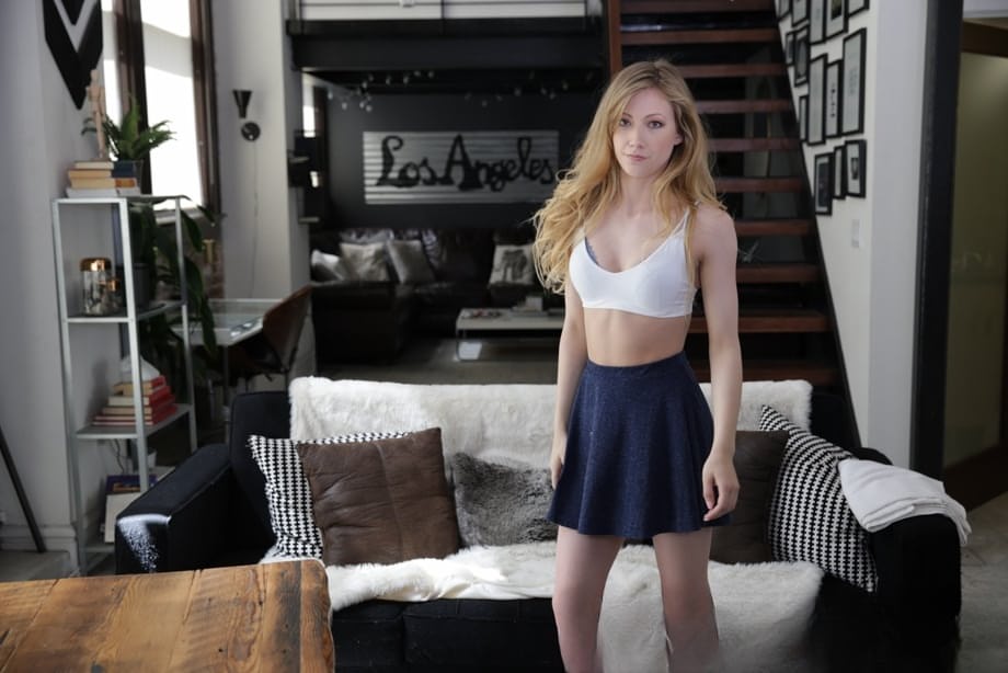 Gorgeous blonde Ivy Wolfe teases with seductive nude poses on soft sofa - 2