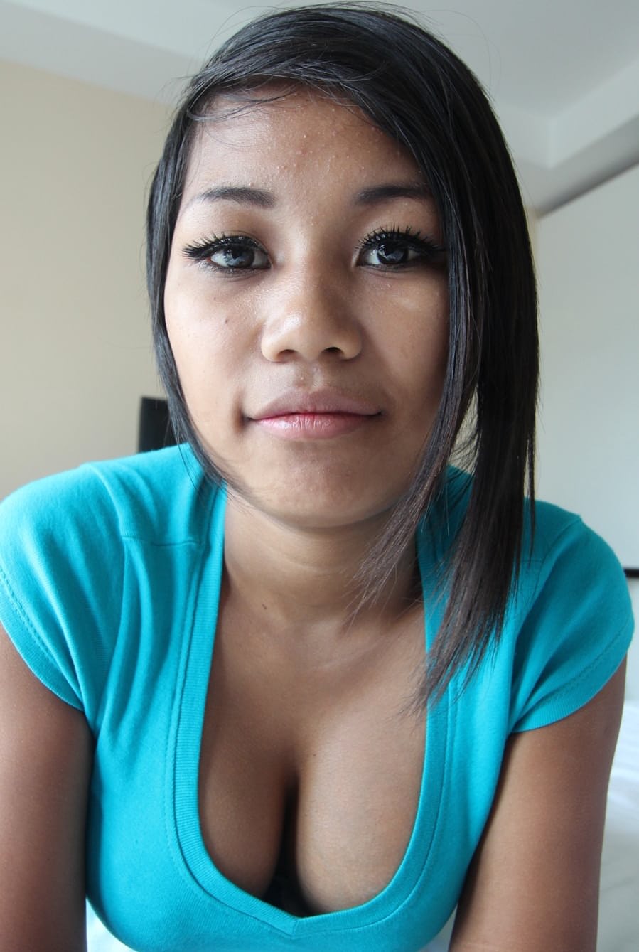 Thai amateur Bee is approached on the street about modeling in her underwear