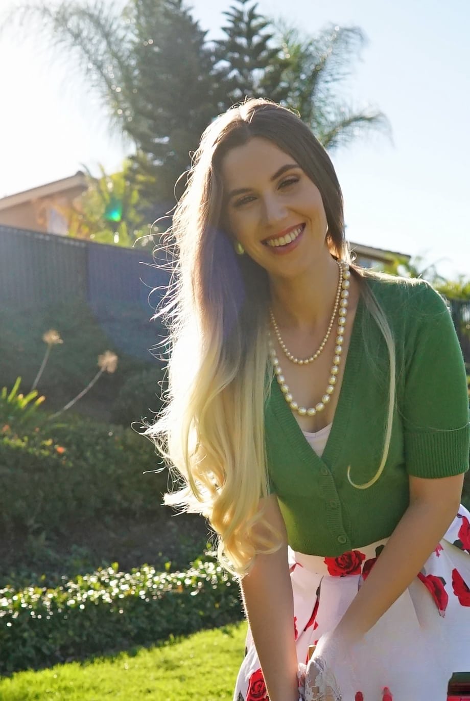 La Elite Nikki Snow se hace follador el coño afeitado con pasión - 6