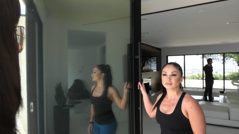 La tatuada pecadora Leigh Raven recibe una embestida salvaje en su apretado culo por parte de Markus Dupree - 8