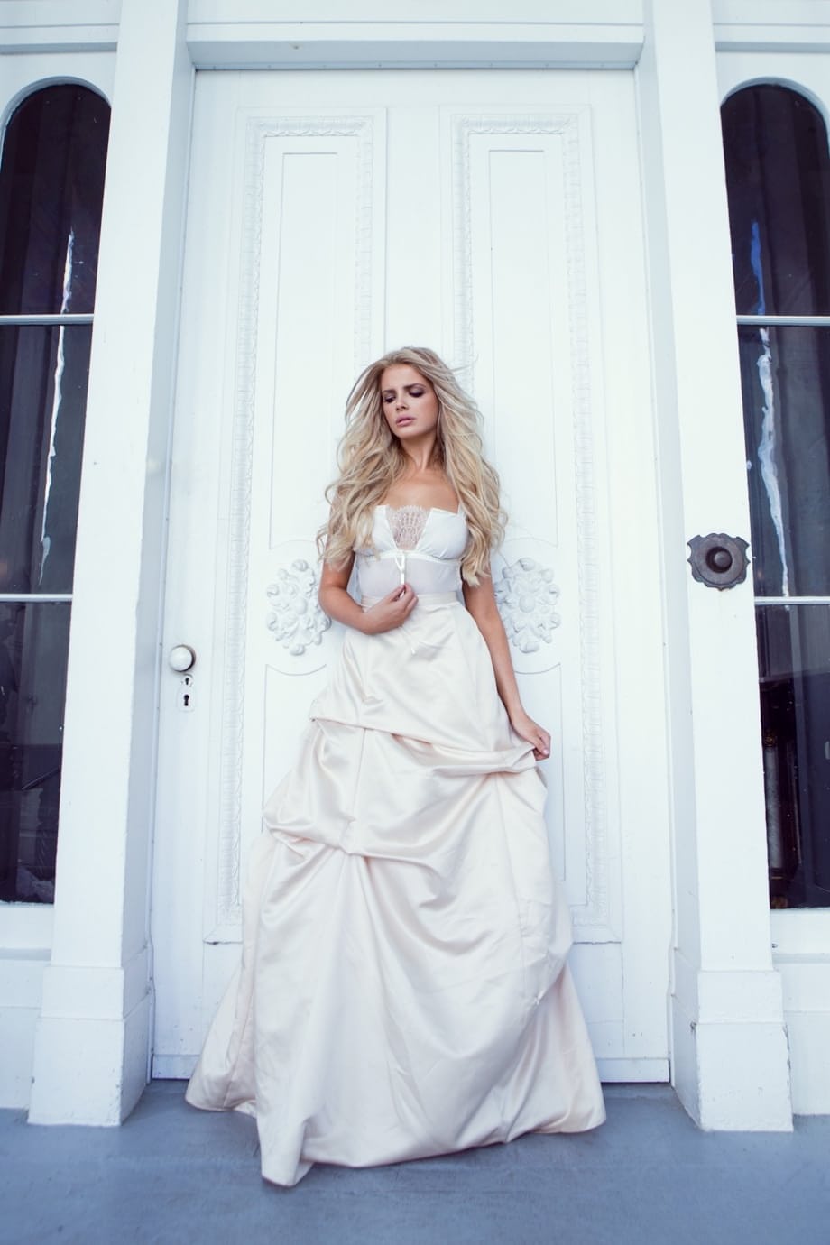 Stephanie Branton unleashes her voluptuous breasts outdoors, a Canadian goddess begging for rough attention - 17