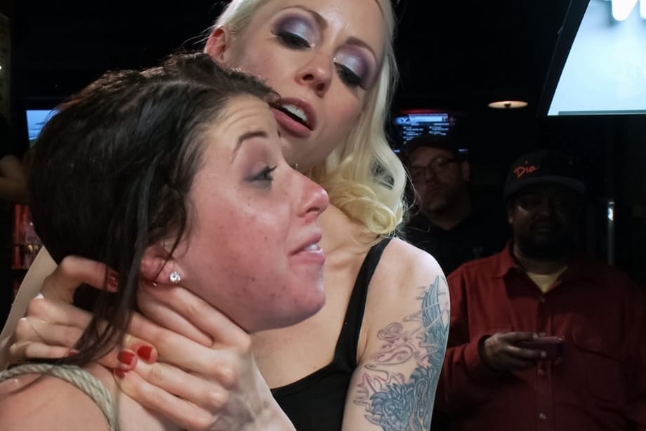 Mia Gold Unleashes Raw Kink in Group Party Orgy - 14