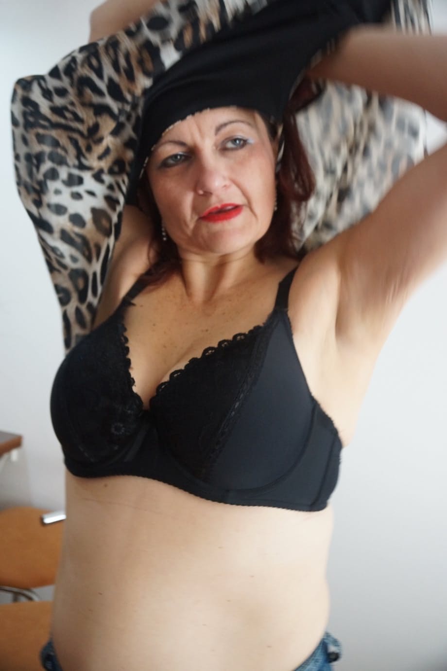 Justina Sindell's mature fingers caress every inch of her fat, hairy red snatch - 7