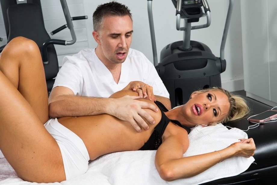 Busty performer Courtney Taylor eagerly deepthroats and rides her intense masseur for a massive facial - 4