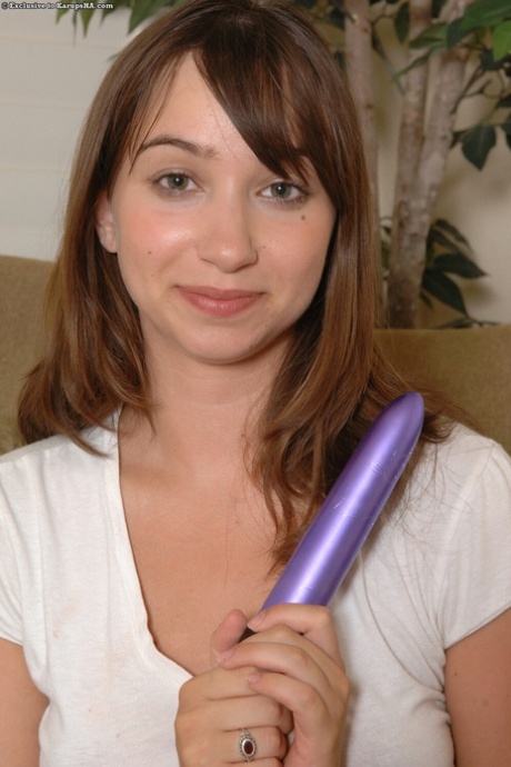 Nice teen Louisa Lanewood toys with her asshole while finger fucking