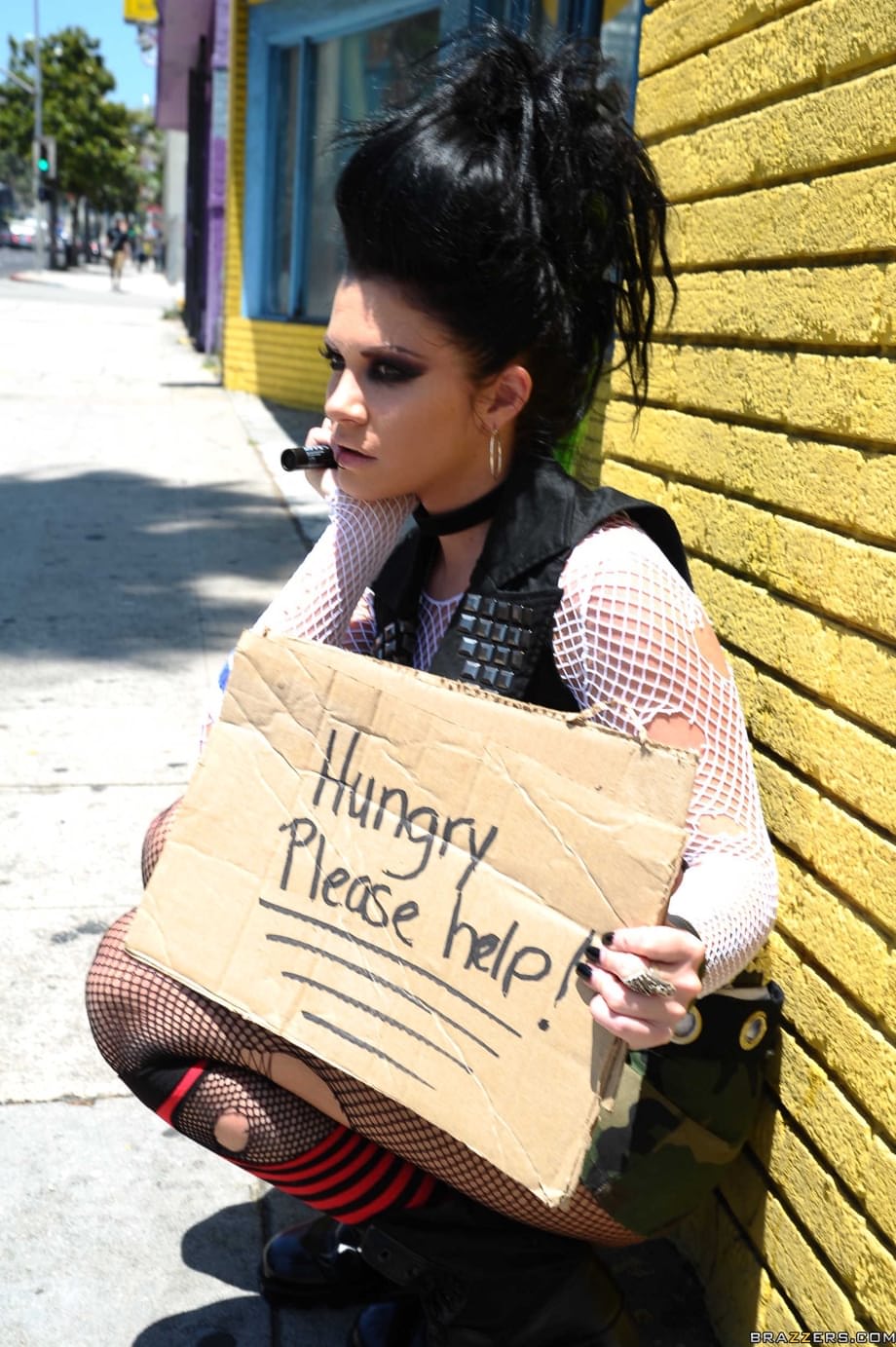 Brunette punk chick Andy San Dimas gets nailed by a well hung dude