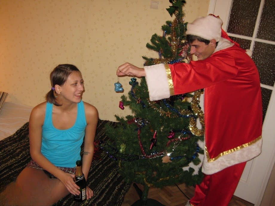 Phillip and Kirsten hardcore anal Christmas action hot sex positions - 1