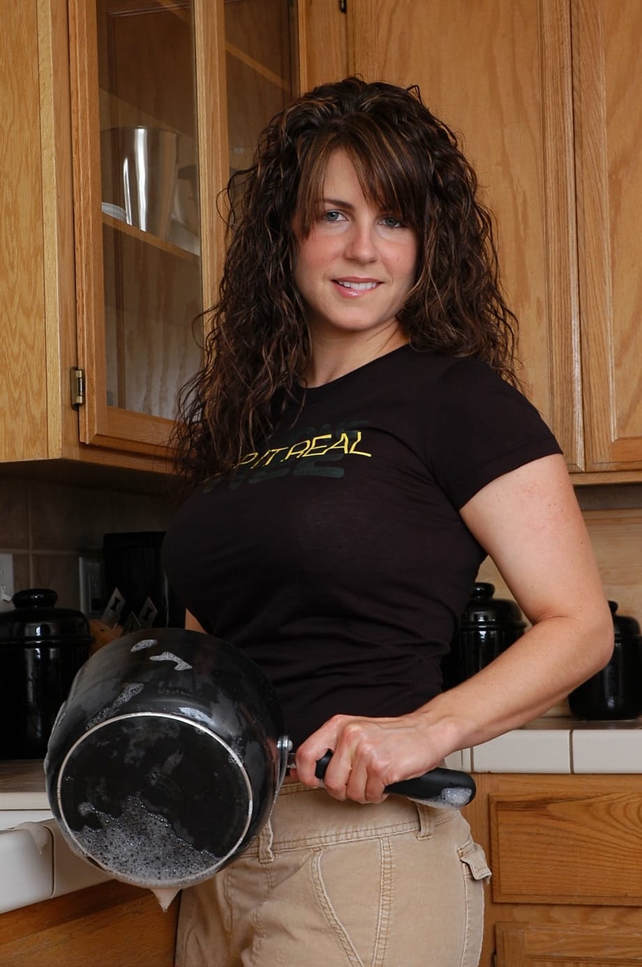 Busty Tori strips down in kitchen flaunting her enormous boobs - 2