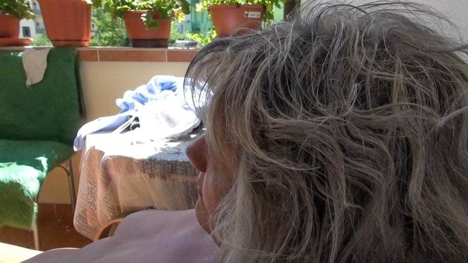 Diana granny pleasures her needy wet pussy while fully naked on a chair - 11
