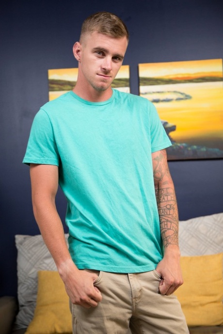 Skinny tattooed boys Scott Finn & Ryan Jordan blow & bareback each other