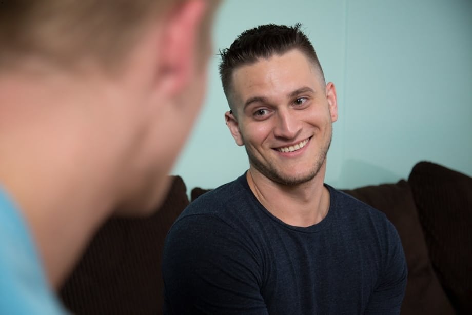 Ty Thomas e Allen Lucas si divorano a vicenda con avide pompate prima di un intenso sesso anale - 3