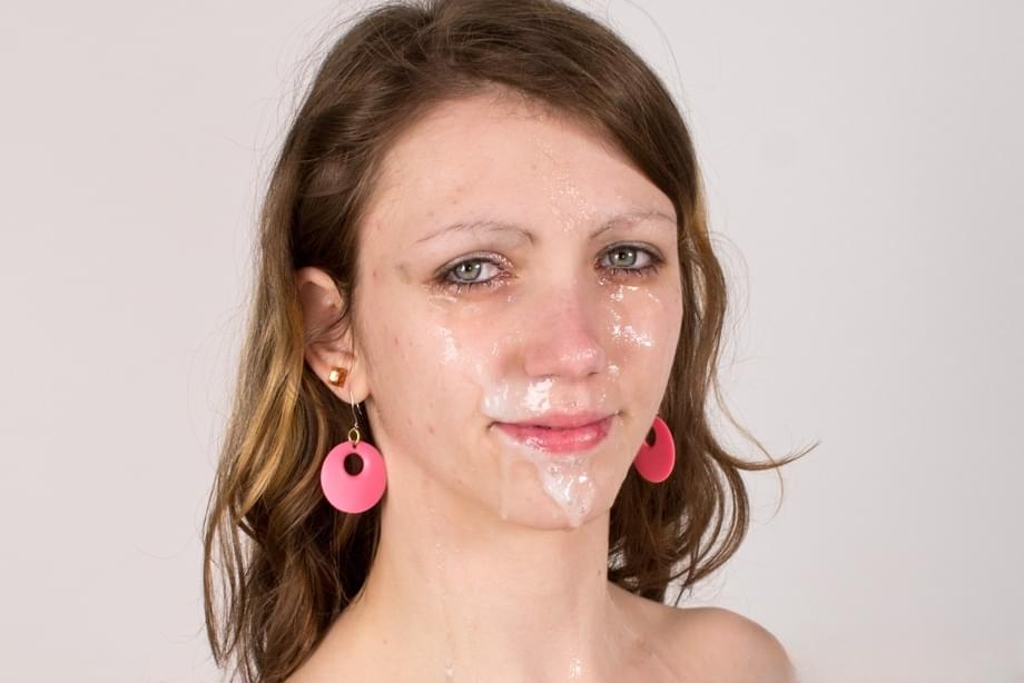 Beatrix eagerly sucks a throbbing cock in POV, welcoming a messy facial climax - 15