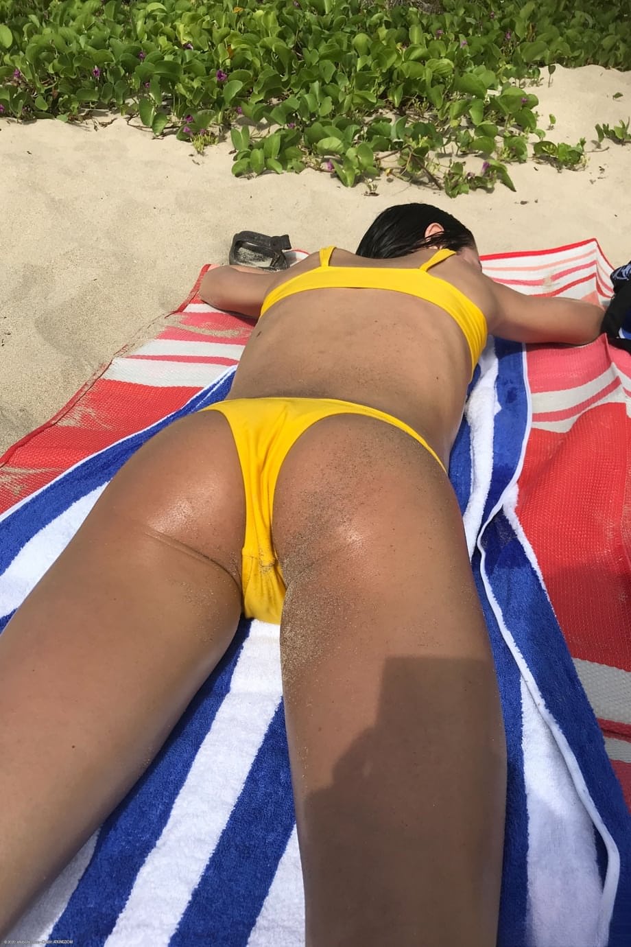 Lily Adams flaunts her huge ass and perky natural breasts in scorching close-up - 7