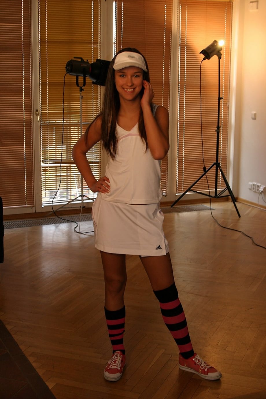 Victoria Sweet strips nude after being spied while dressing - 8