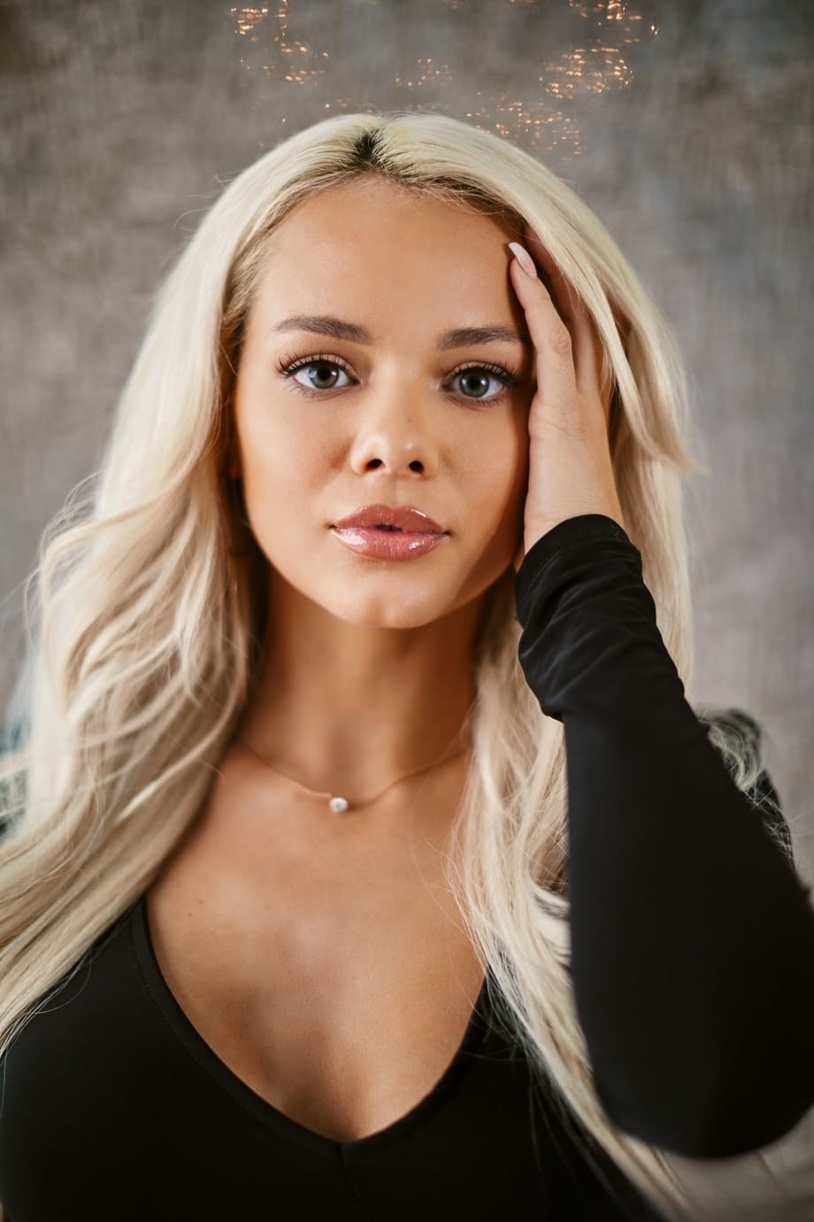 Pressure demolishes Elsa Jean's tight teen beaver with BBC - 7