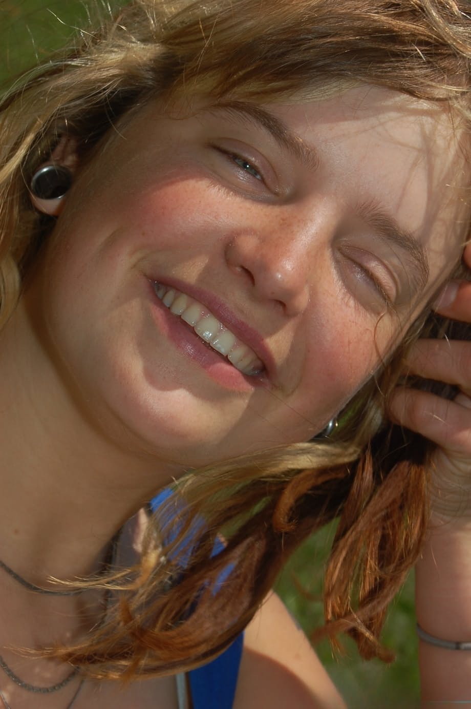 Heidi delivers outdoor erotic thrills as she shows massive natural tits and hairy bush - 9