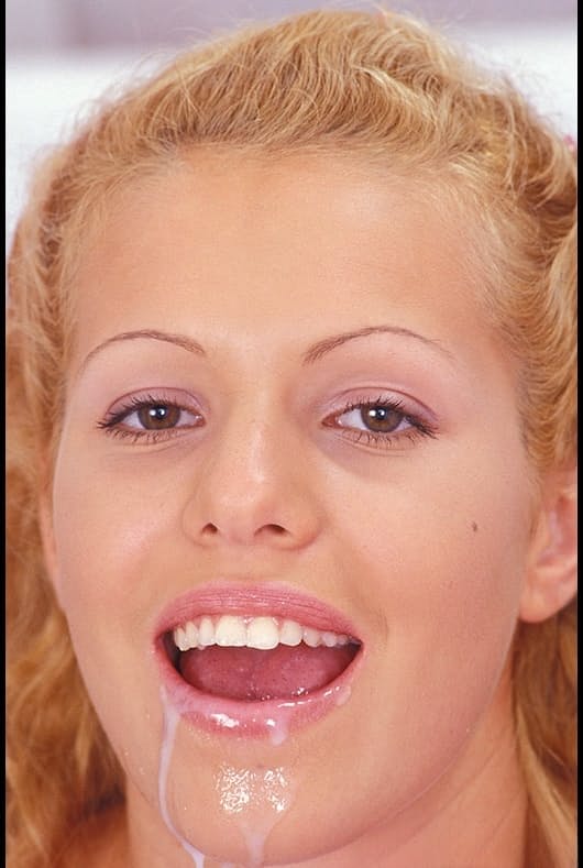 Hot teen babe Jacqueline Stones gives a thick dick a blowjob & gets a mouthful