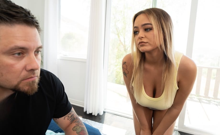 Curvy blonde Katy Jayne reveals her big tits then pleases Billy Visual with sloppy POV head - 8