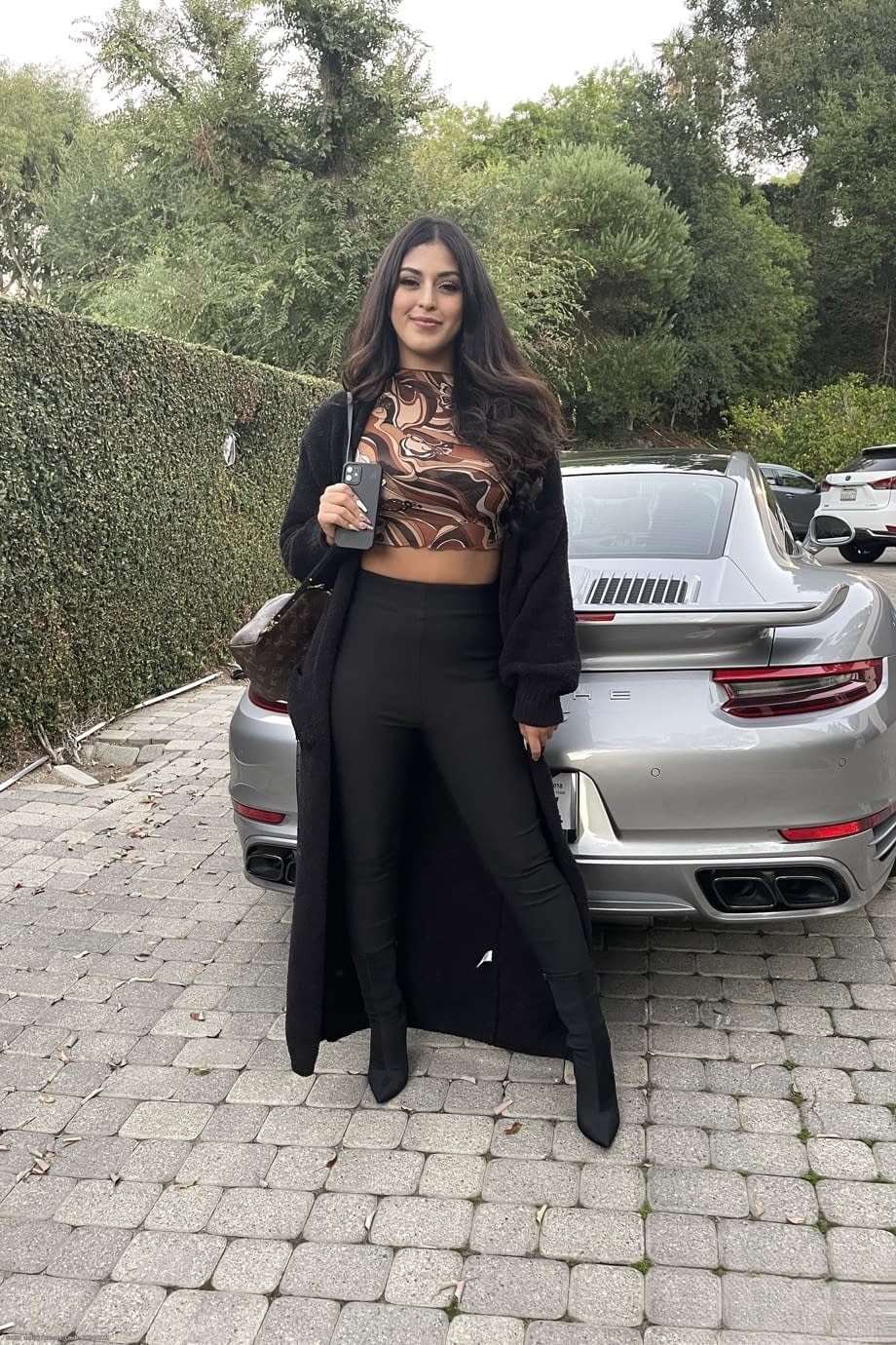 Sophia Leone rivela tette enormi e culo rotondo in una provocazione amatoriale da sola - 18