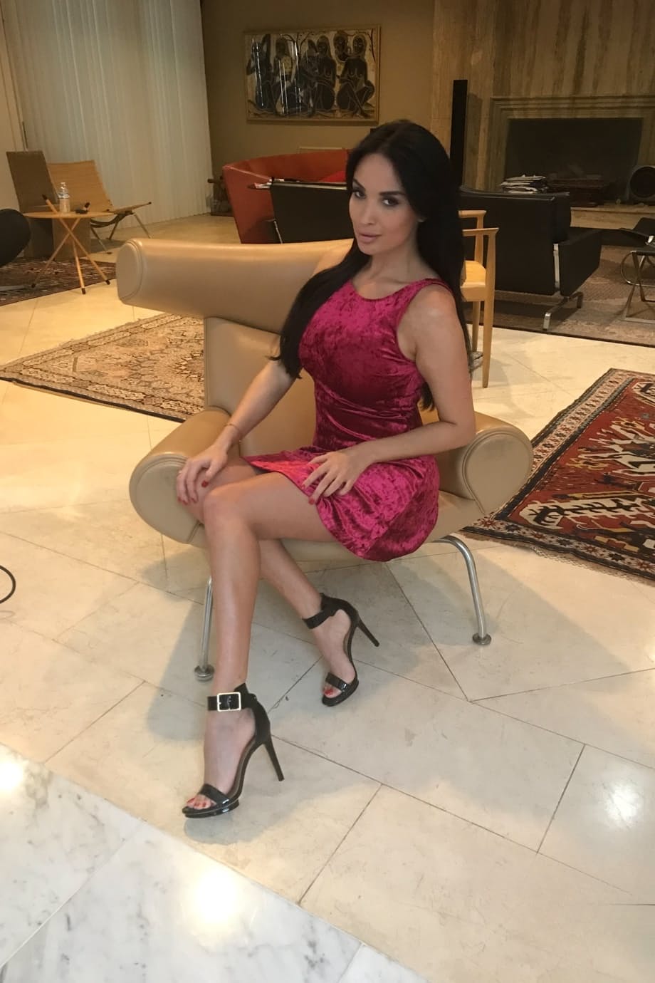 Amateur girlfriend Anissa Kate reveals her juicy bosom and delicious twat solo - 7