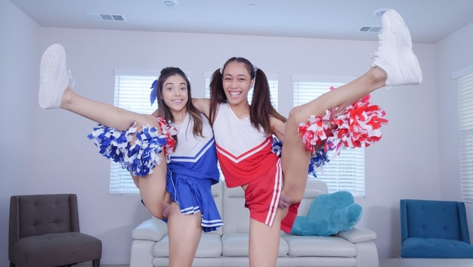 Aria Skye y Harmony Wonder se unen para el POV ultimate del bukkake de las animadoras latinas - 15