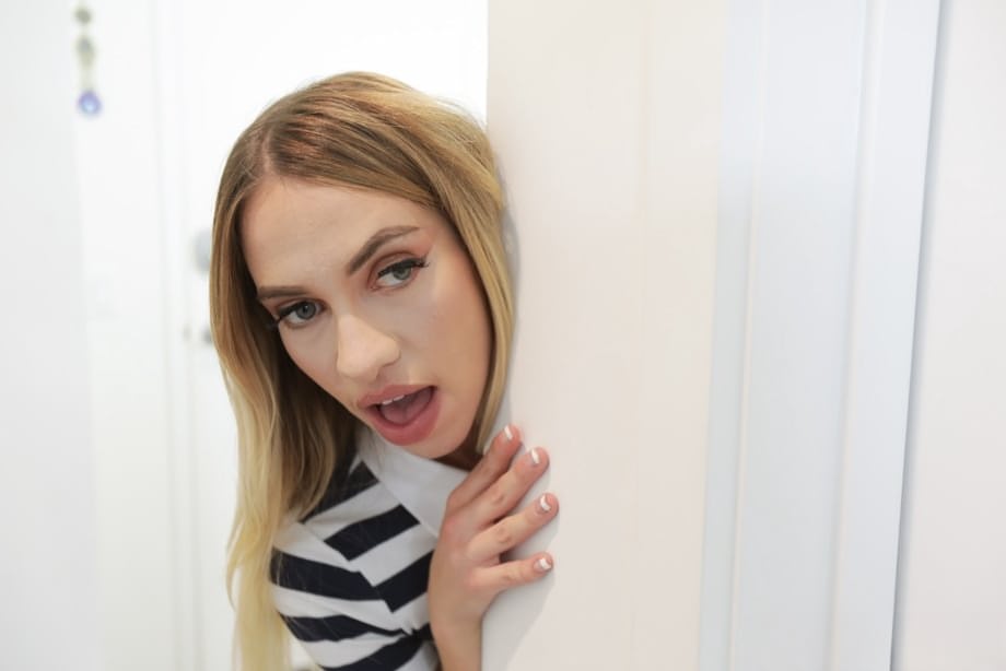 Kinky khloe kapri receives explosive cumshot after hardcore deep anal drilling - 11